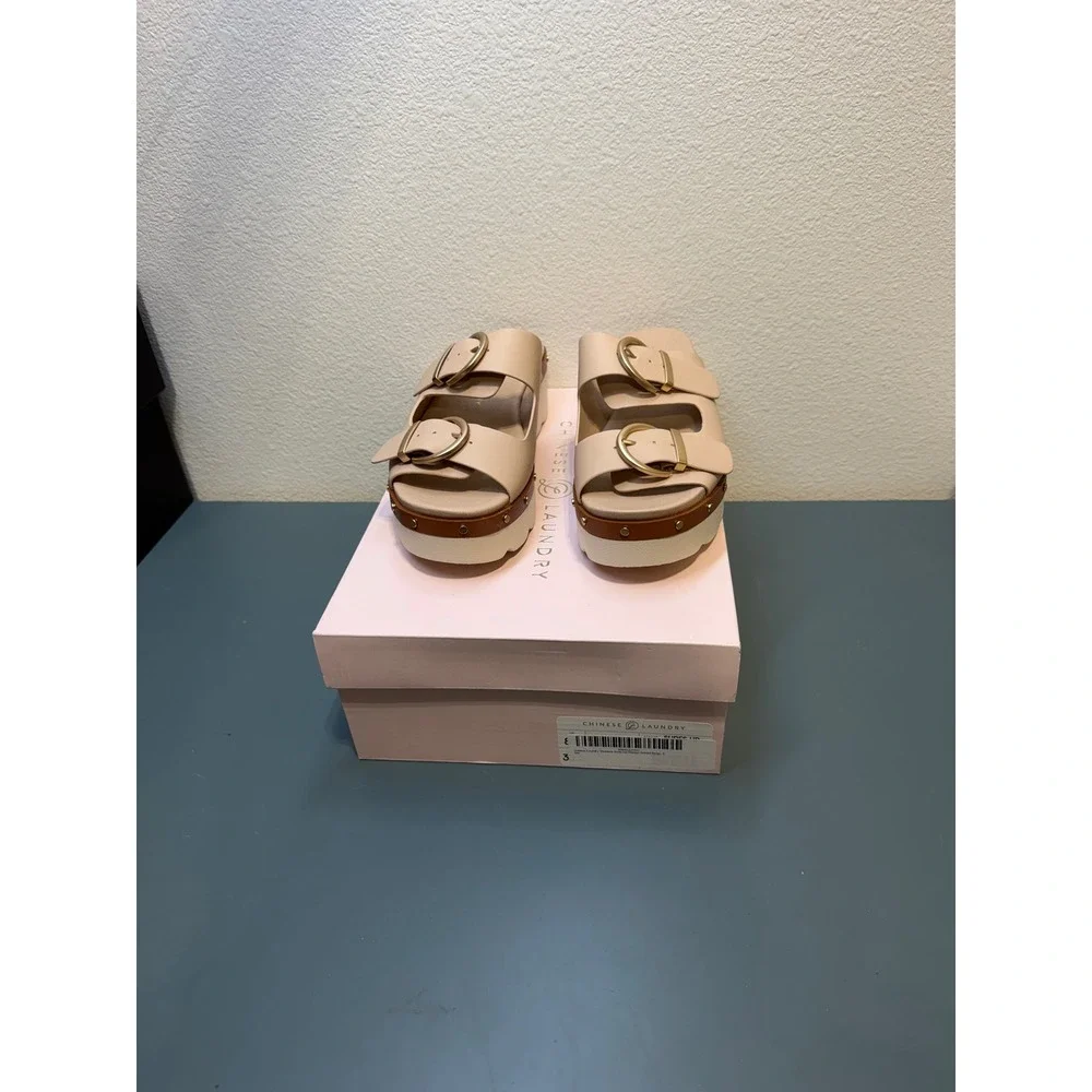 Chinese Laundry Surfs Up Beige Platform Wedge Slide Sandals Gold‎ Buckle Studs 8